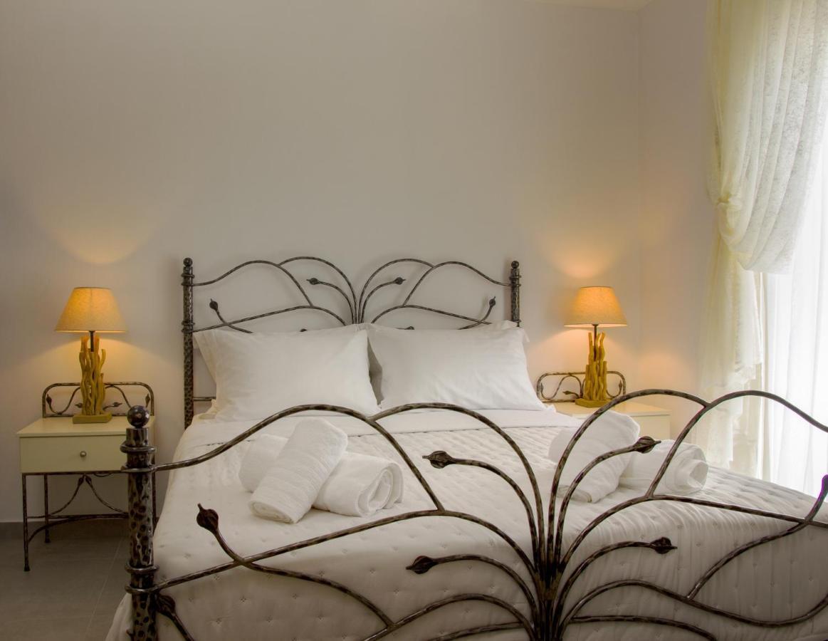 Pithos Modern Apartments Vothon Bagian luar foto